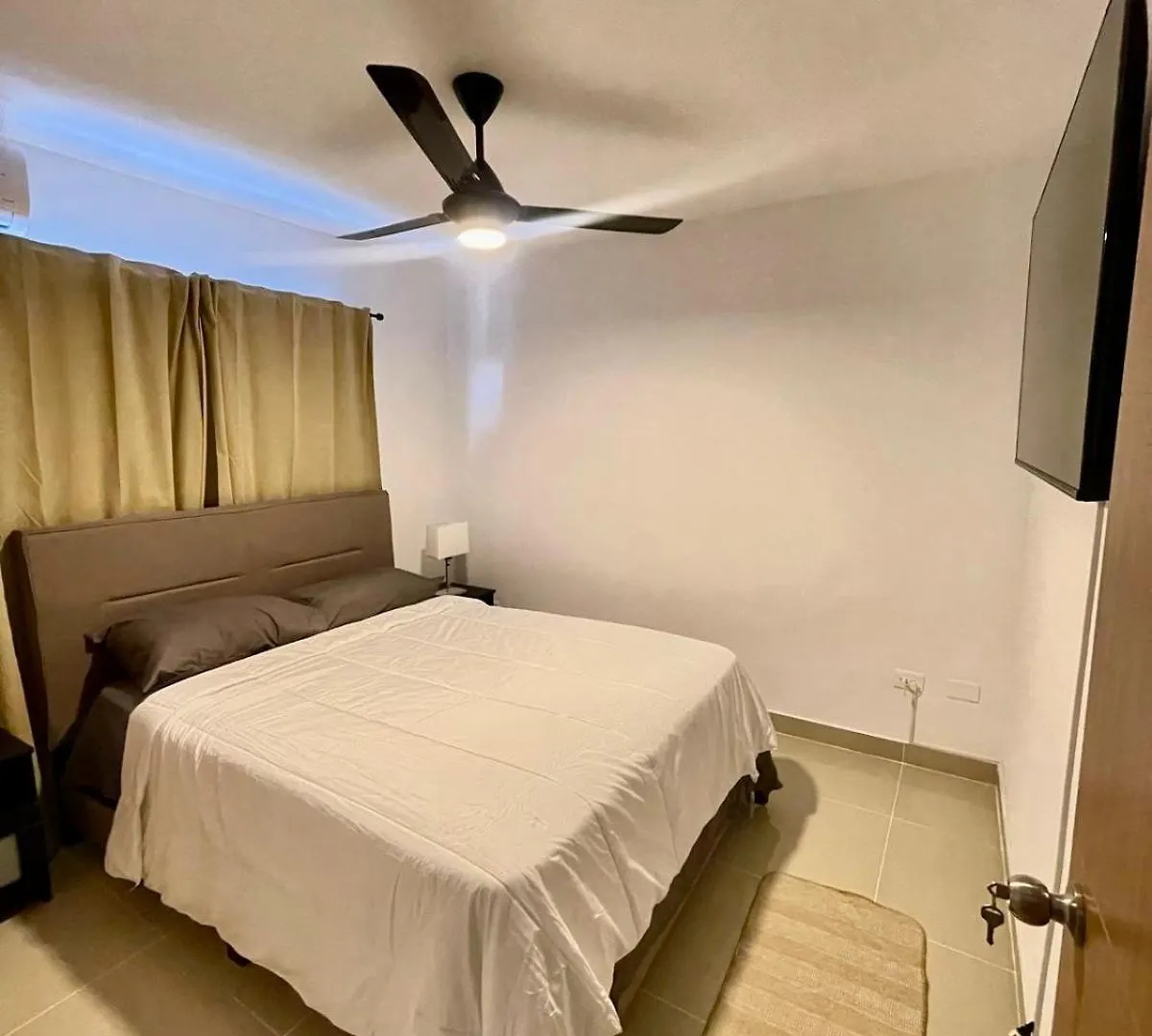 Palm Vibe Condo - Downtown 푼타 카나 아파트